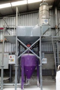 Purple dense phase vessel for cement conveying