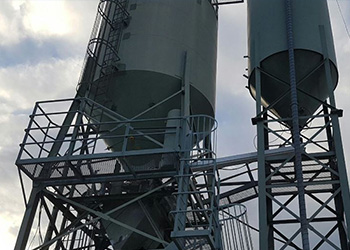 Silo emptying system